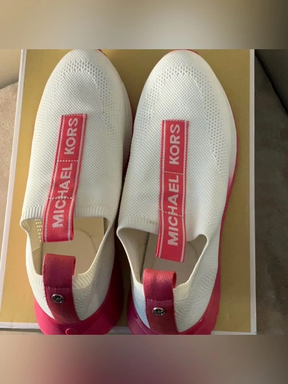 MICHAEL M KORS Bodie Optic White/Pink Knit Slip On Size 10